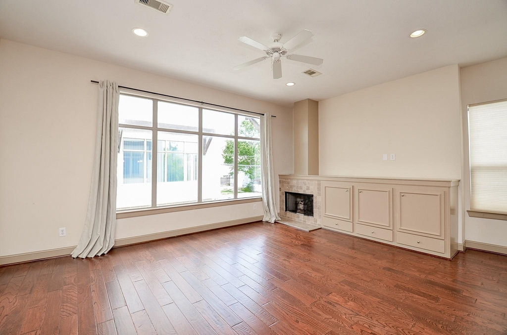 5311 Lillian - Photo 11