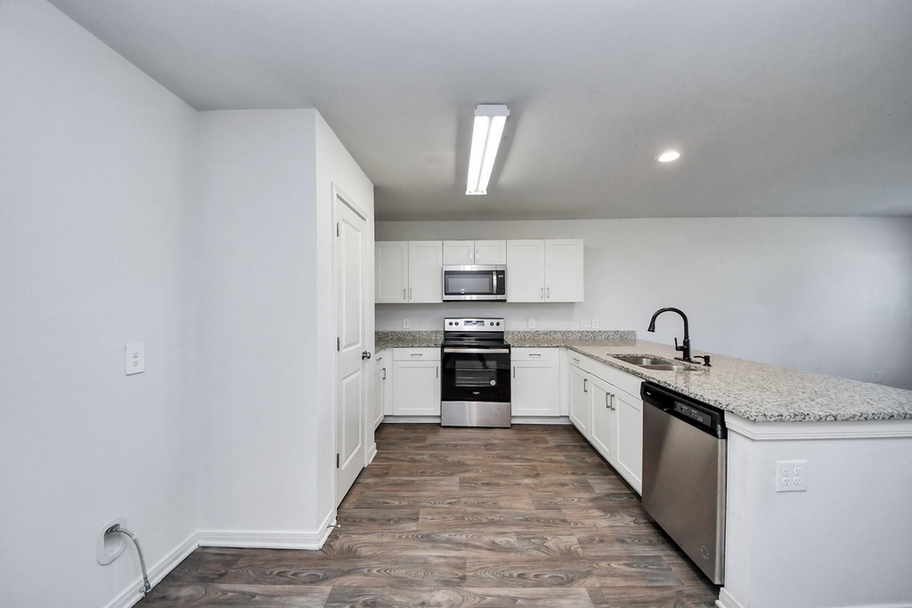164 Goldenrod - Photo 22