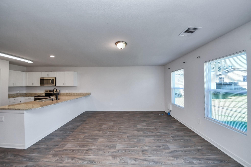 164 Goldenrod - Photo 11