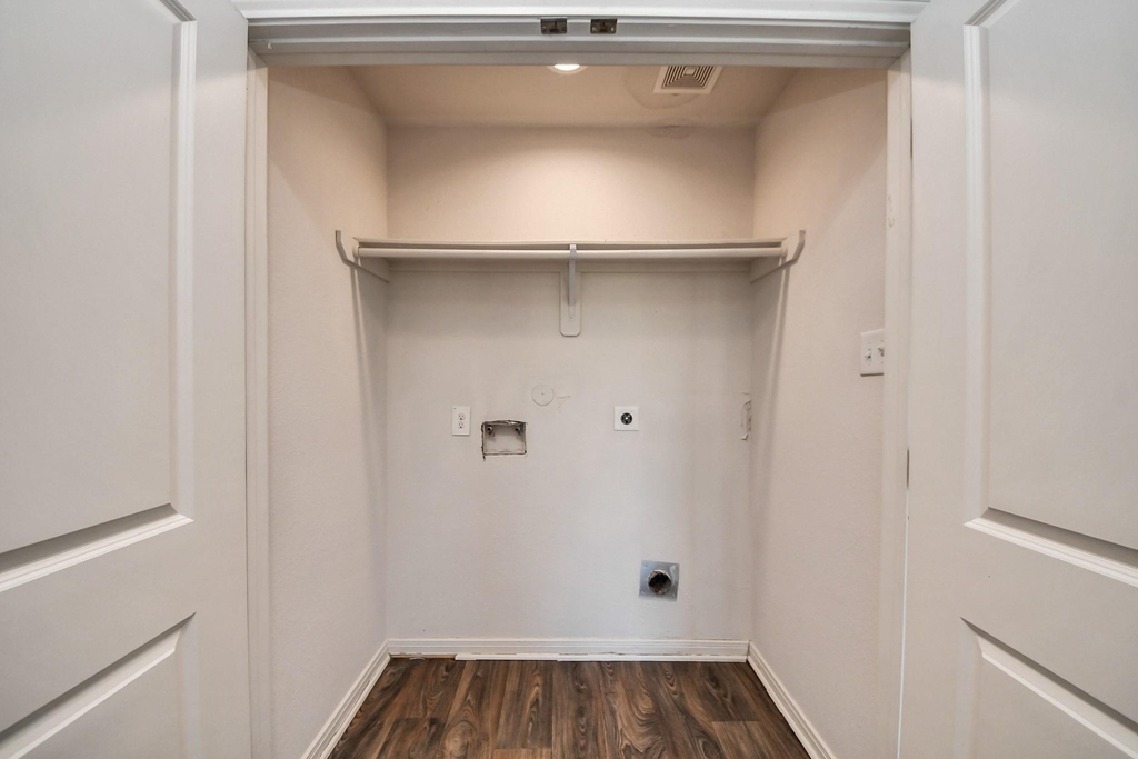 164 Goldenrod - Photo 10