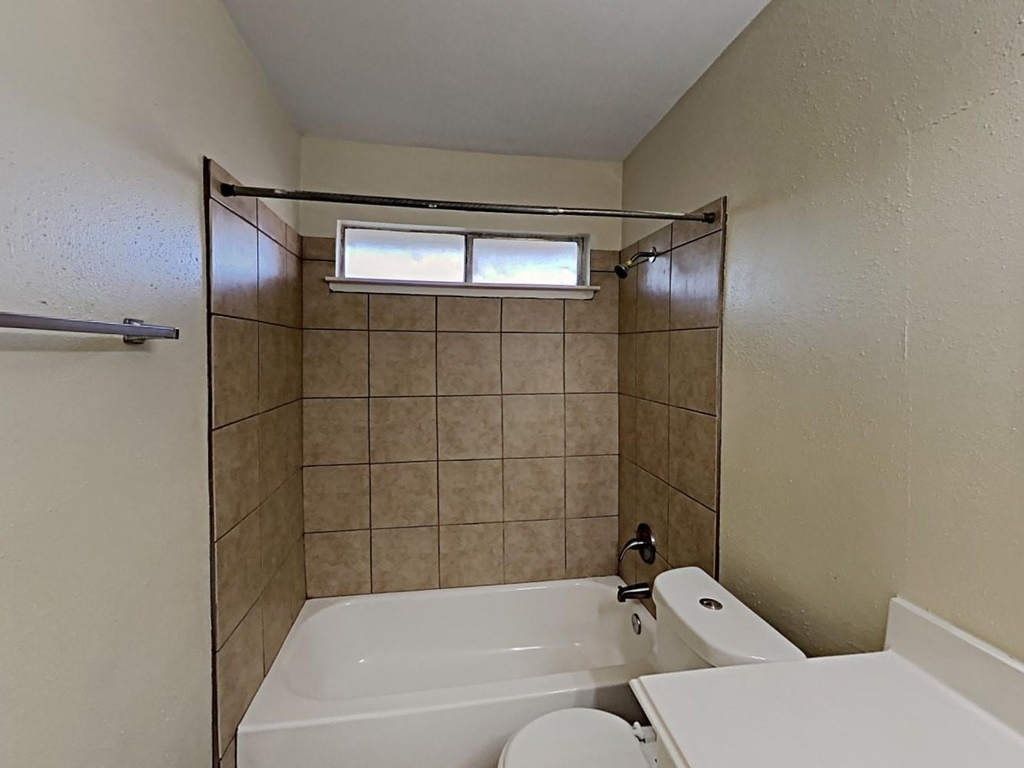15834 Fox Springs Drive - Photo 9