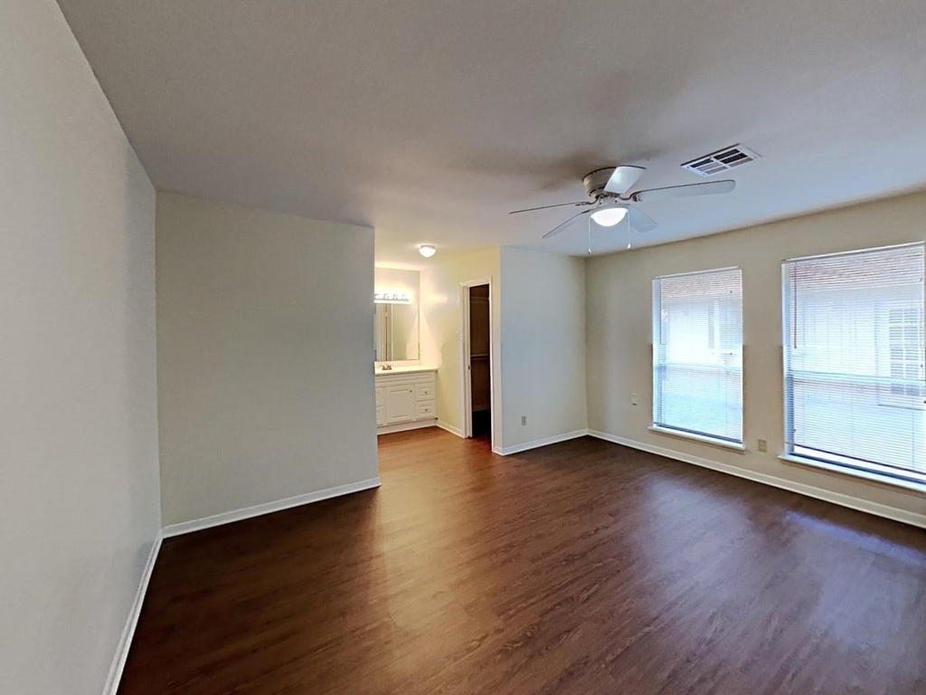 15834 Fox Springs Drive - Photo 7