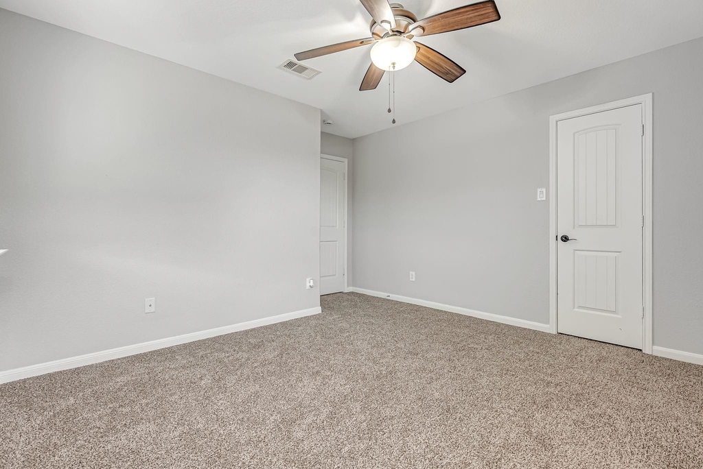 146 Black Swan Place - Photo 23