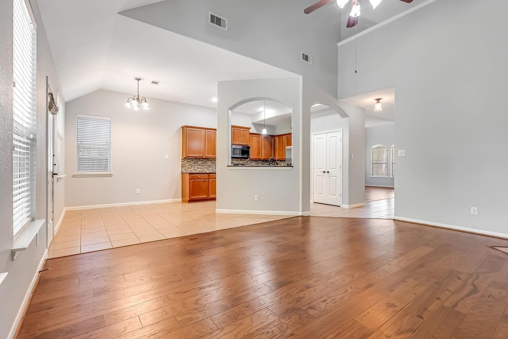 146 Black Swan Place - Photo 7