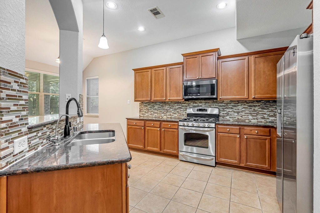 146 Black Swan Place - Photo 9