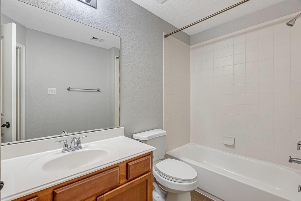 146 Black Swan Place - Photo 24