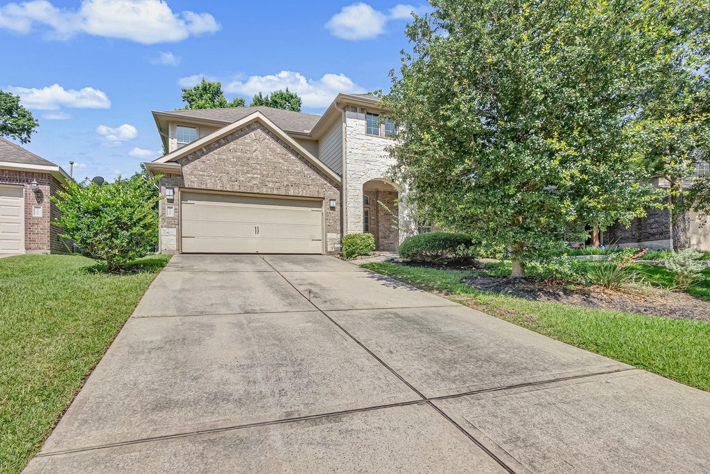 146 Black Swan Place - Photo 0