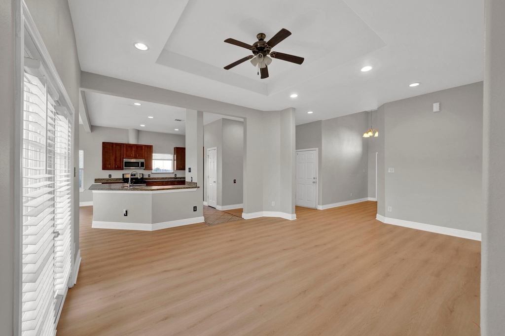 5395 Kyla Circle - Photo 14