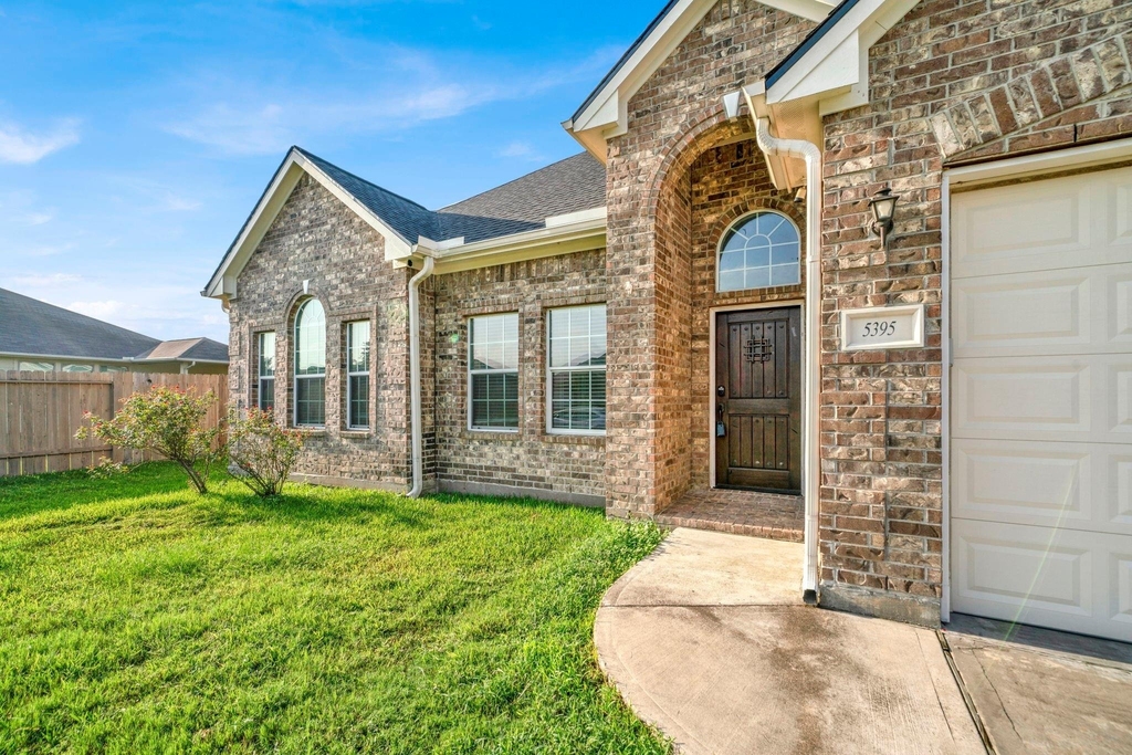 5395 Kyla Circle - Photo 3