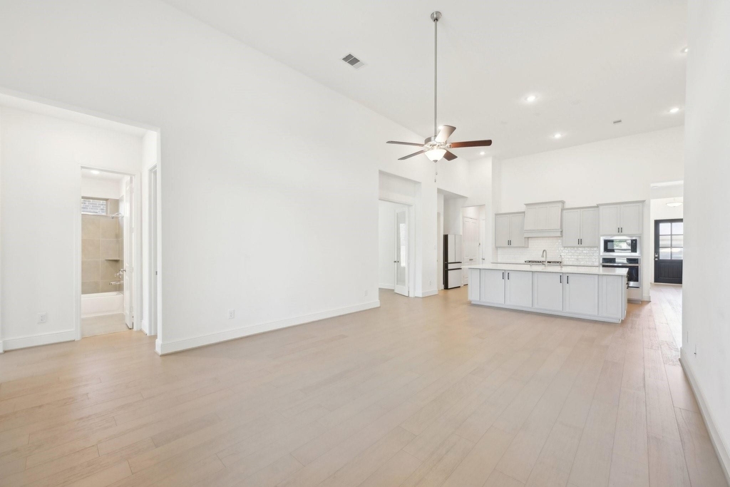 5019 Pomegranate Path - Photo 6