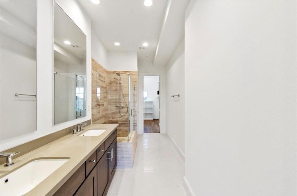 6037 Matthew Oaks Place - Photo 13