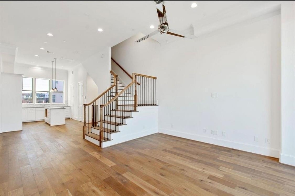 6037 Matthew Oaks Place - Photo 8