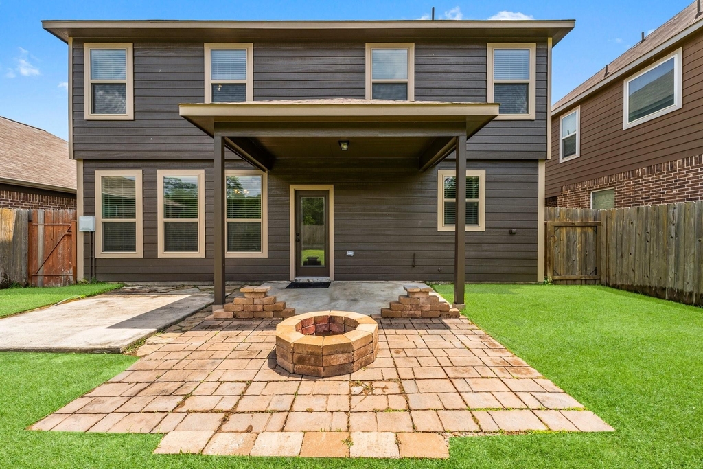 2590 Magnolia Fair Way - Photo 30