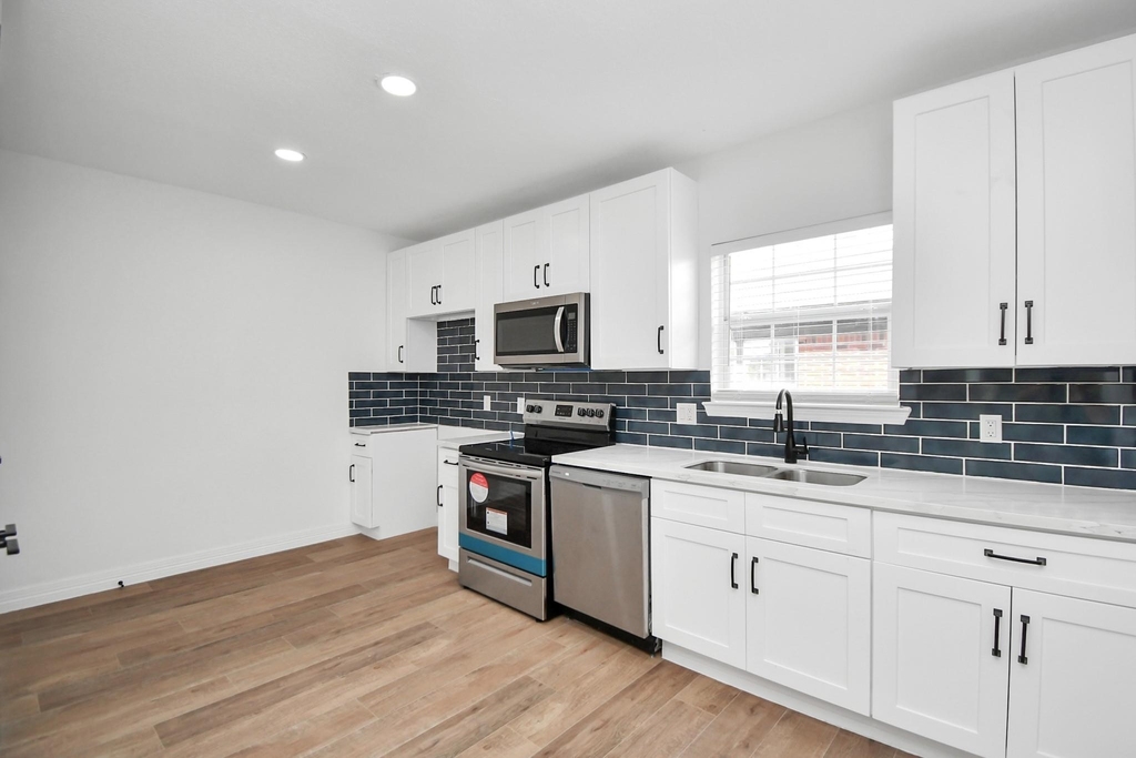 2812 Truxillo Street - Photo 13
