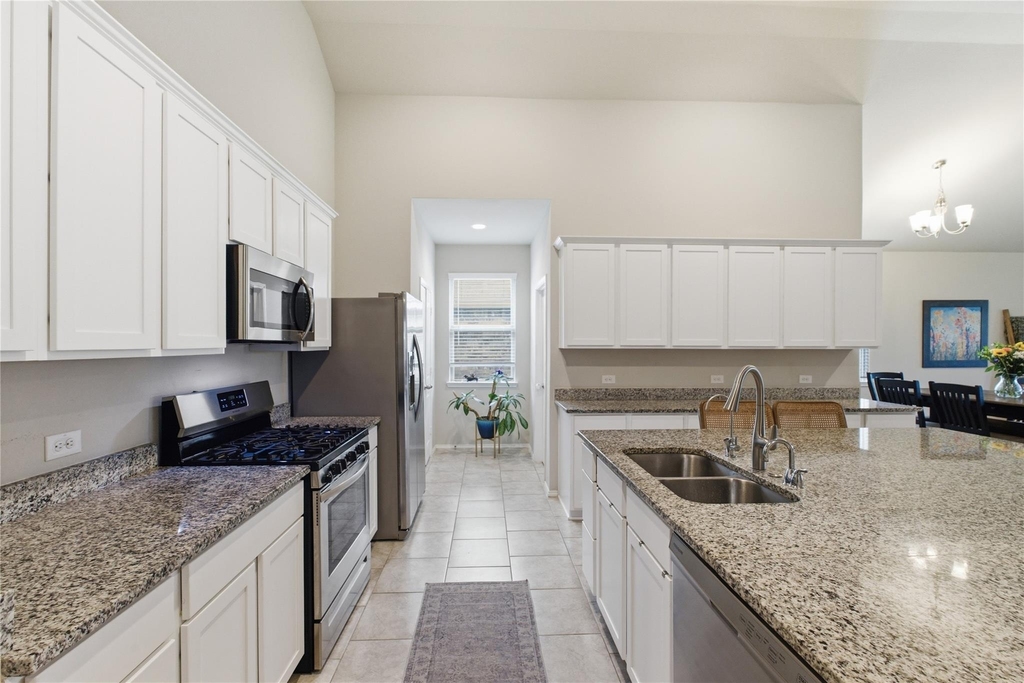 4110 Magliana Lane - Photo 3