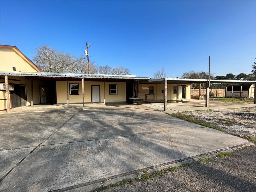 5104 39th Street - Photo 5