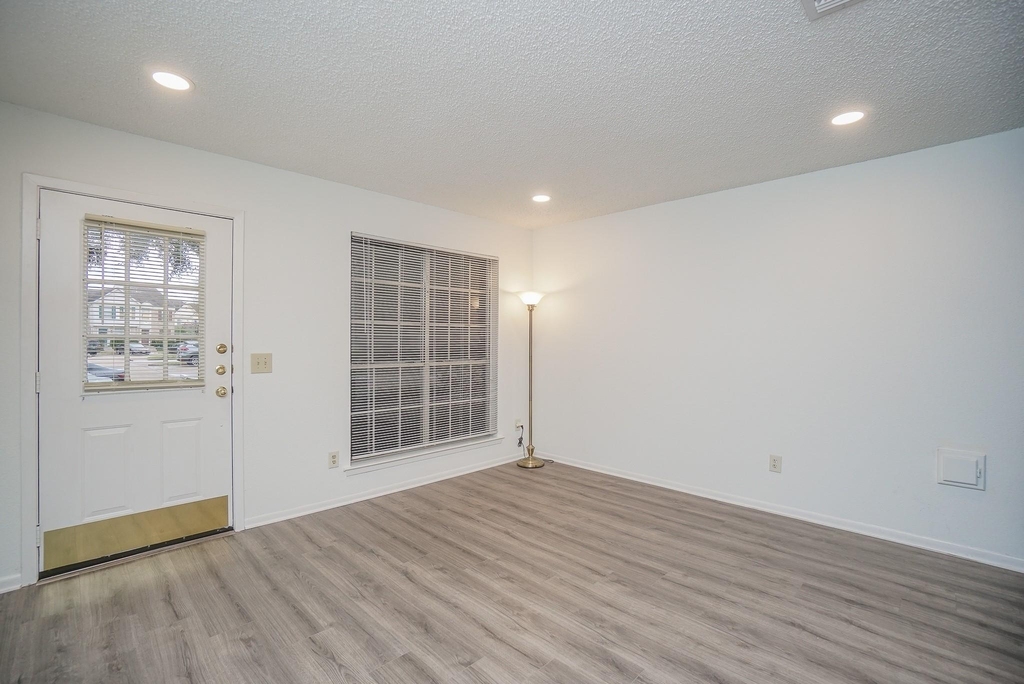 2810 Grants Lake Boulevard - Photo 11