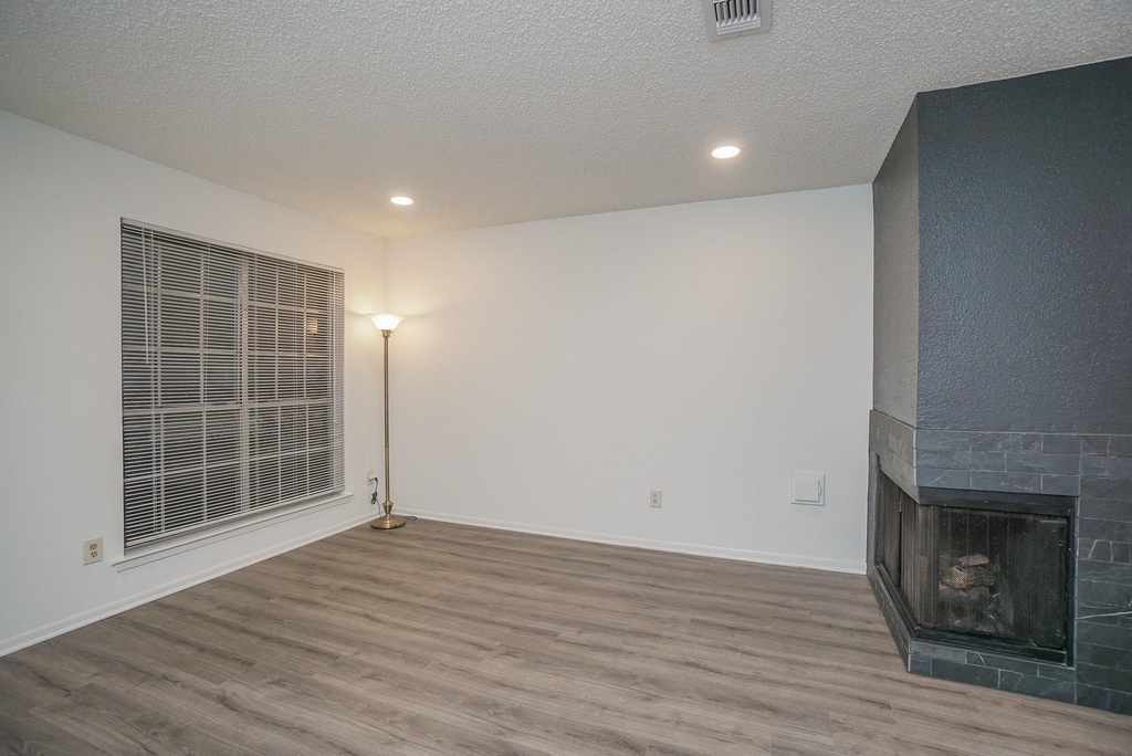 2810 Grants Lake Boulevard - Photo 12