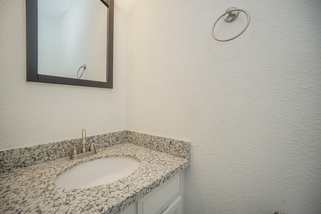 2810 Grants Lake Boulevard - Photo 24