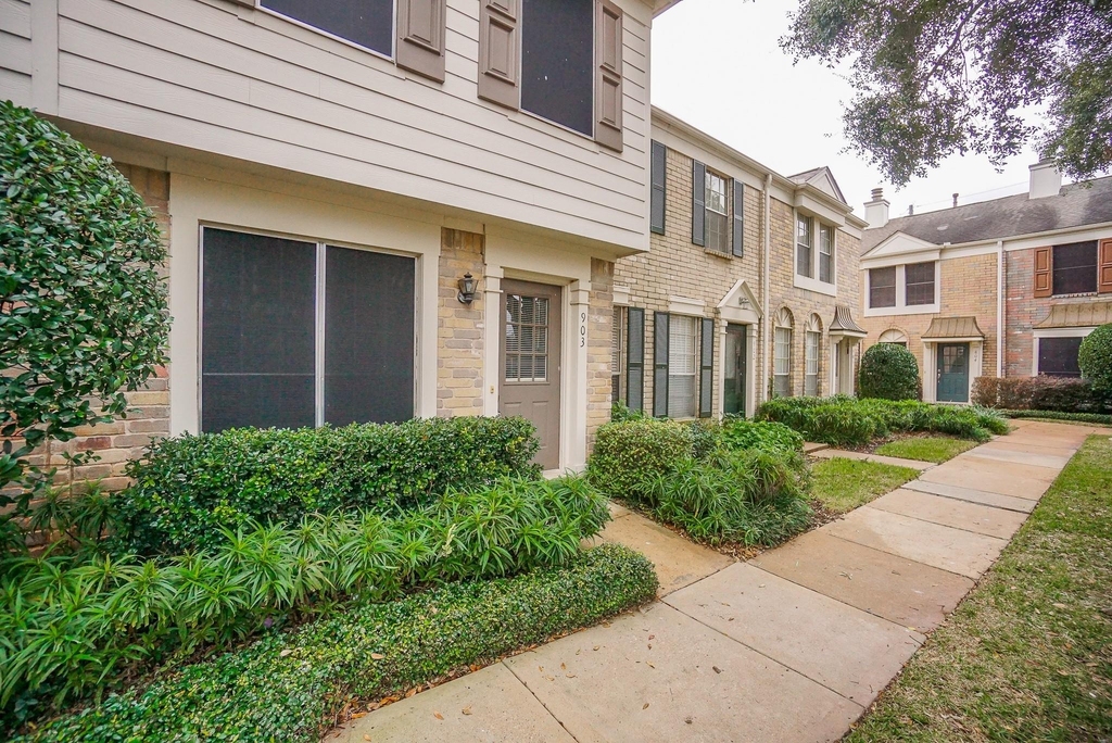 2810 Grants Lake Boulevard - Photo 7