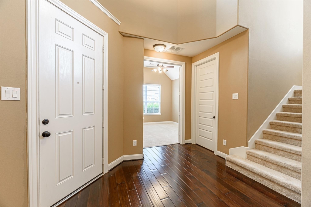 4607 Rockton Hills Lane - Photo 2