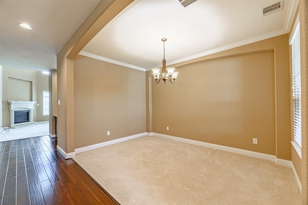4607 Rockton Hills Lane - Photo 6