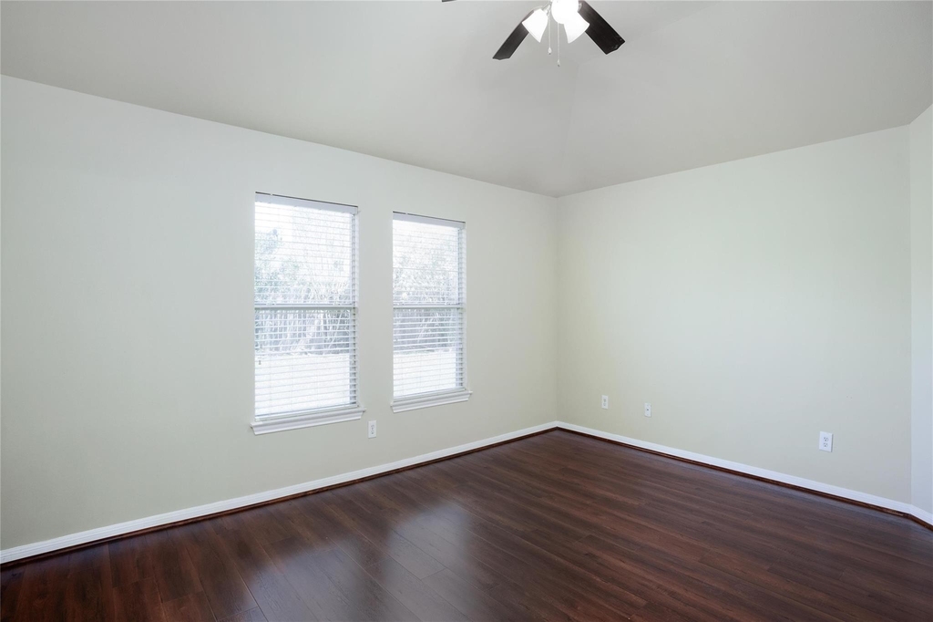 6214 Southcott Court - Photo 14