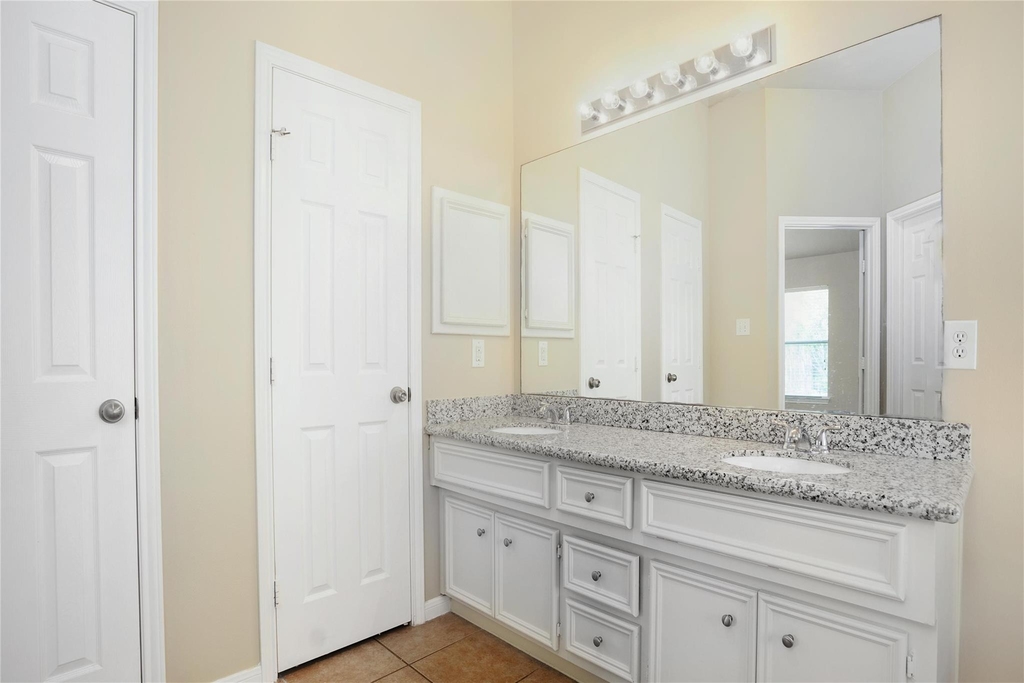 6214 Southcott Court - Photo 16