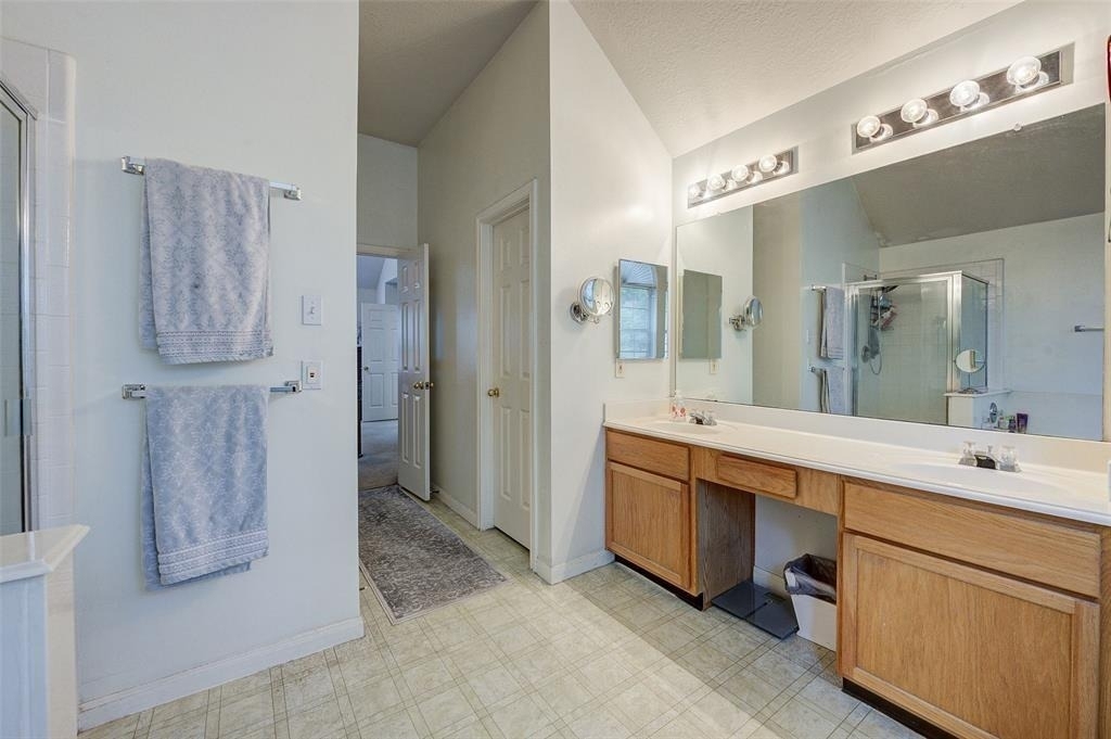 17015 Maricella Circle - Photo 16