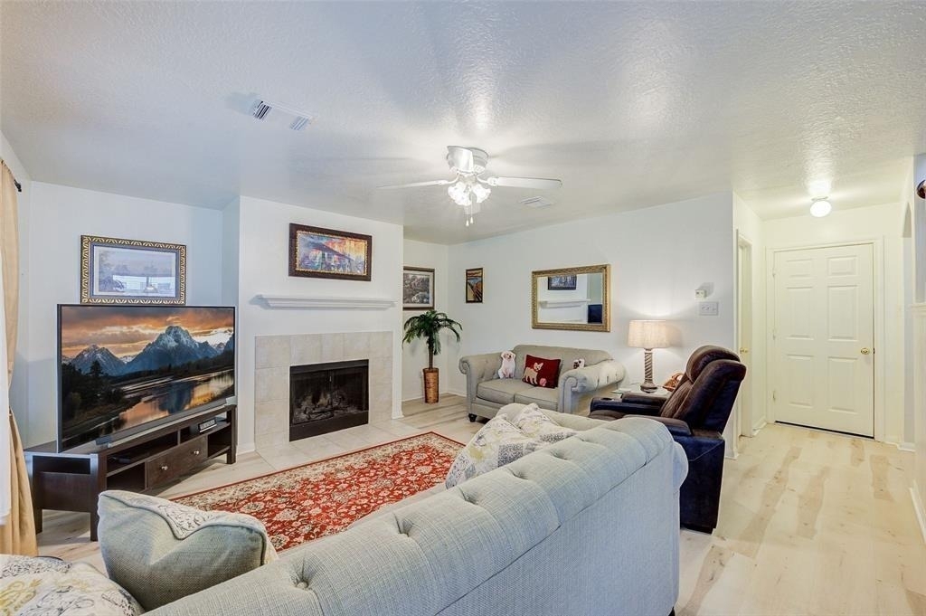 17015 Maricella Circle - Photo 3