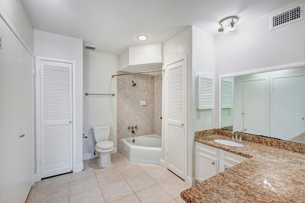 2230 S Piney Point Road - Photo 9