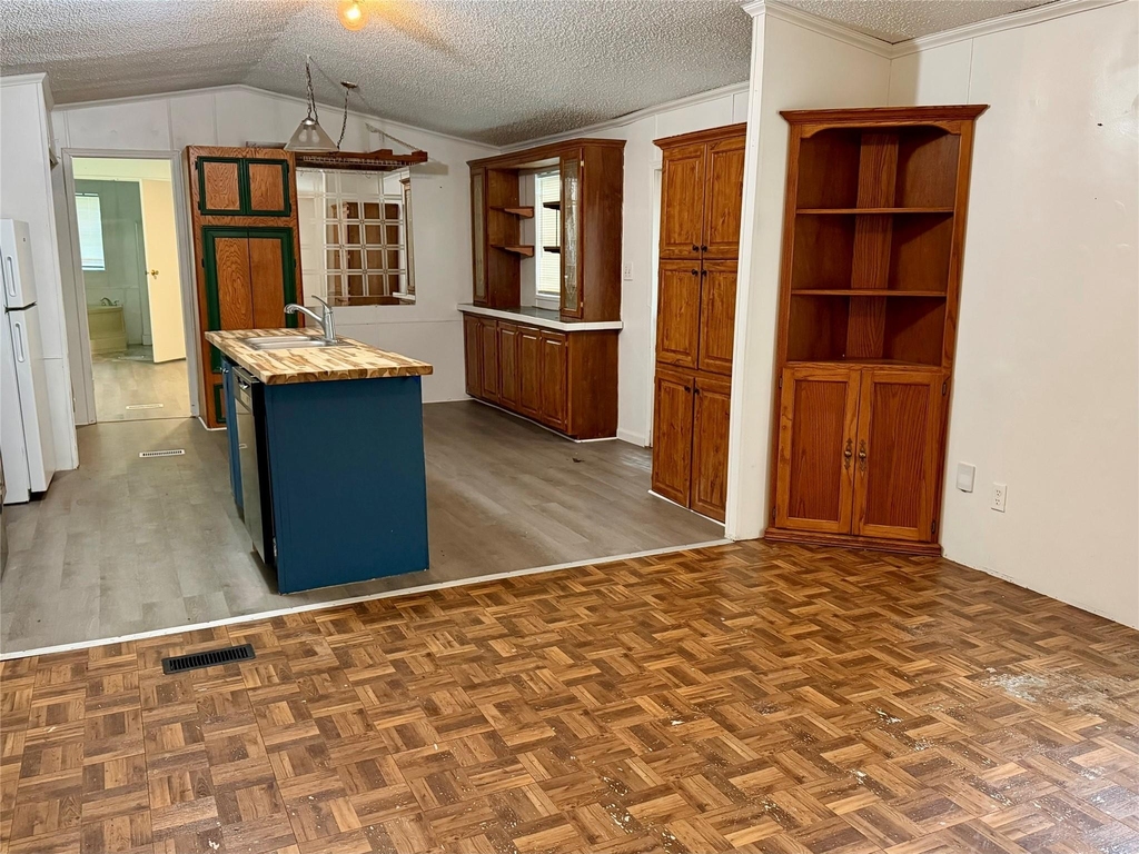 27614 Southland Drive - Photo 1