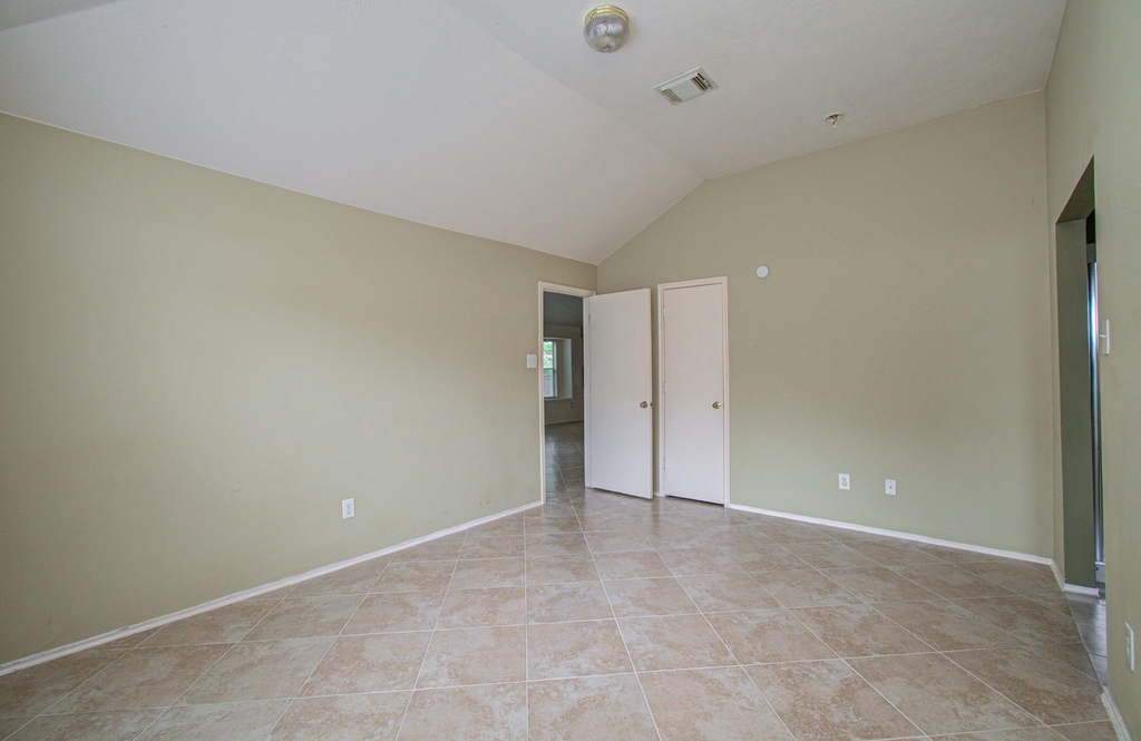 11714 Sweet Willow Court - Photo 18