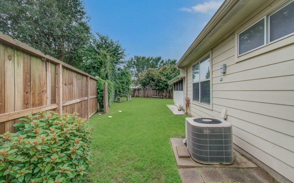 11714 Sweet Willow Court - Photo 35
