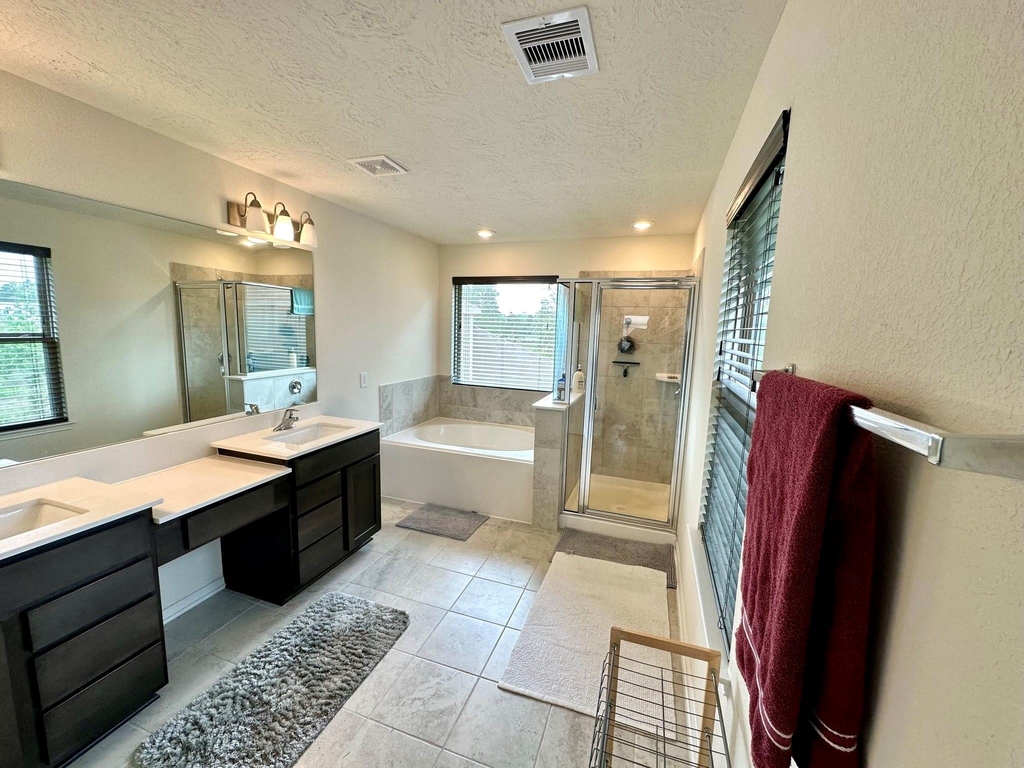 1172 Clonmore Court - Photo 14