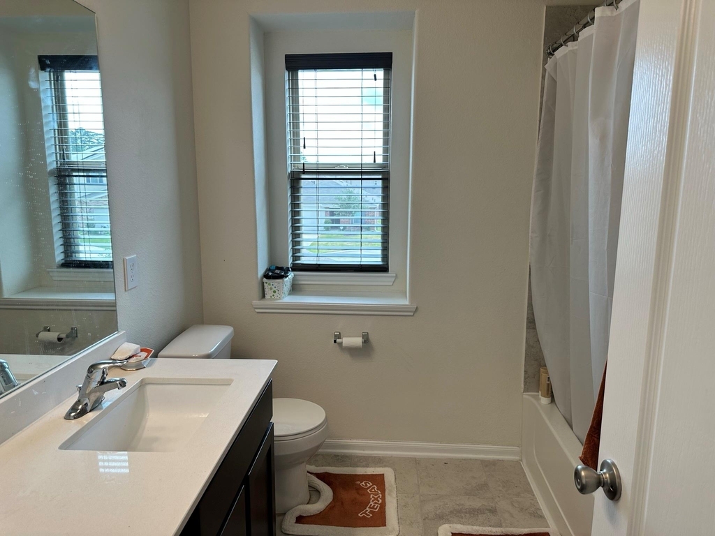 1172 Clonmore Court - Photo 22
