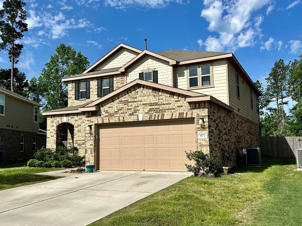1172 Clonmore Court - Photo 2
