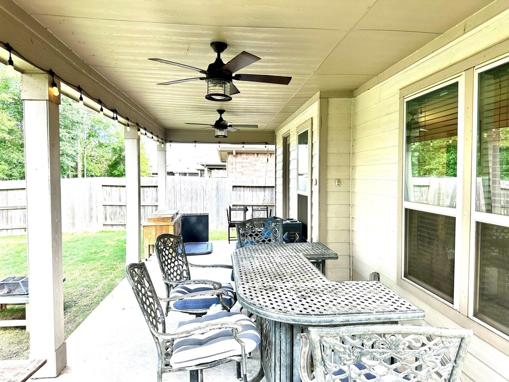 1172 Clonmore Court - Photo 8