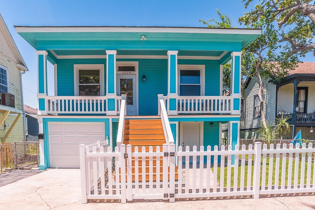 1224 Avenue K - Photo 36