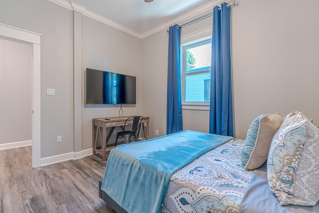 1224 Avenue K - Photo 32
