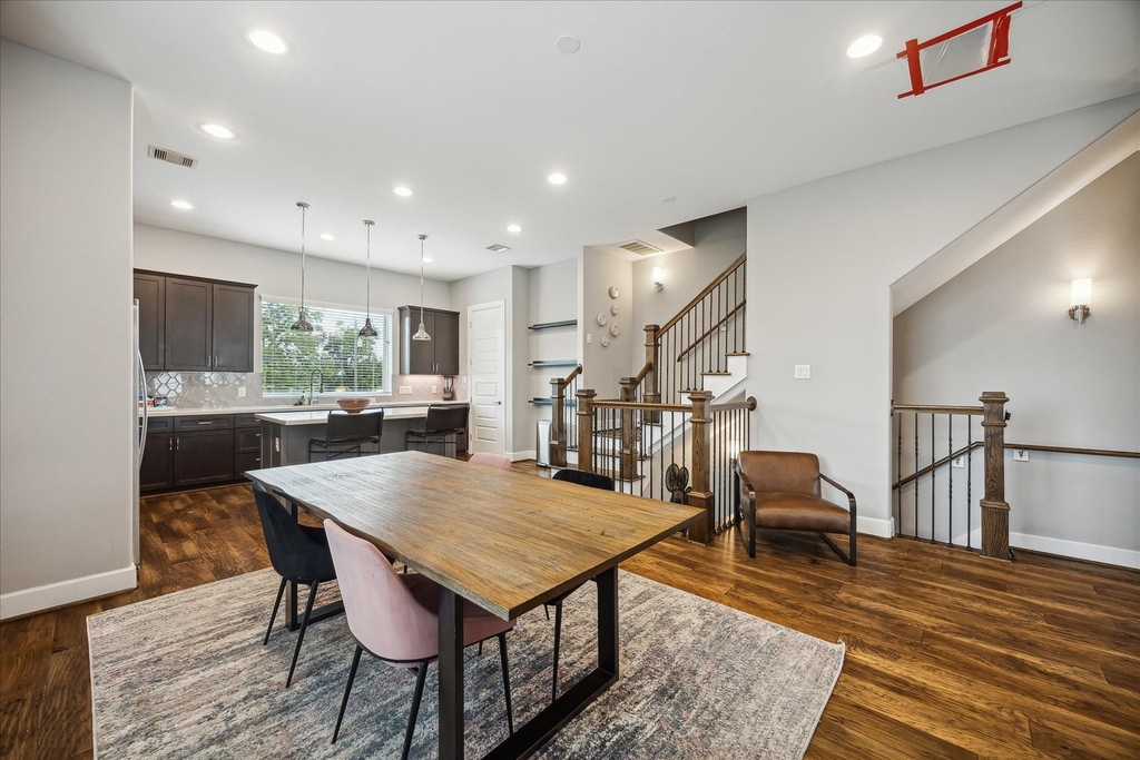 1412 Cleburne Street - Photo 6