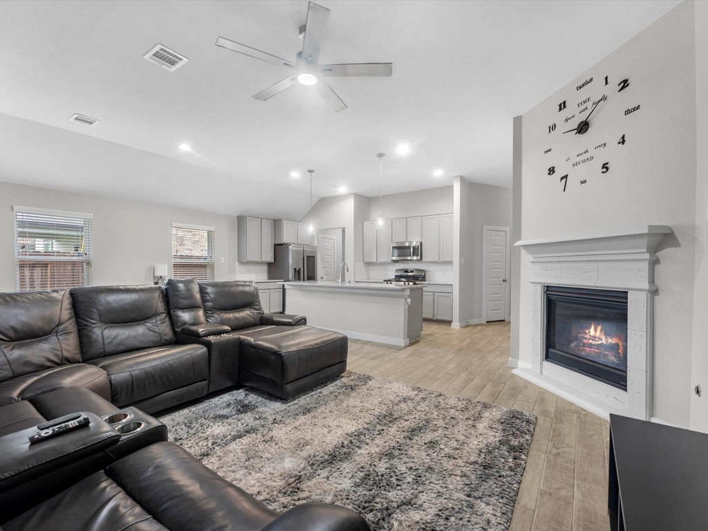11702 Glossy Oak Lane - Photo 5