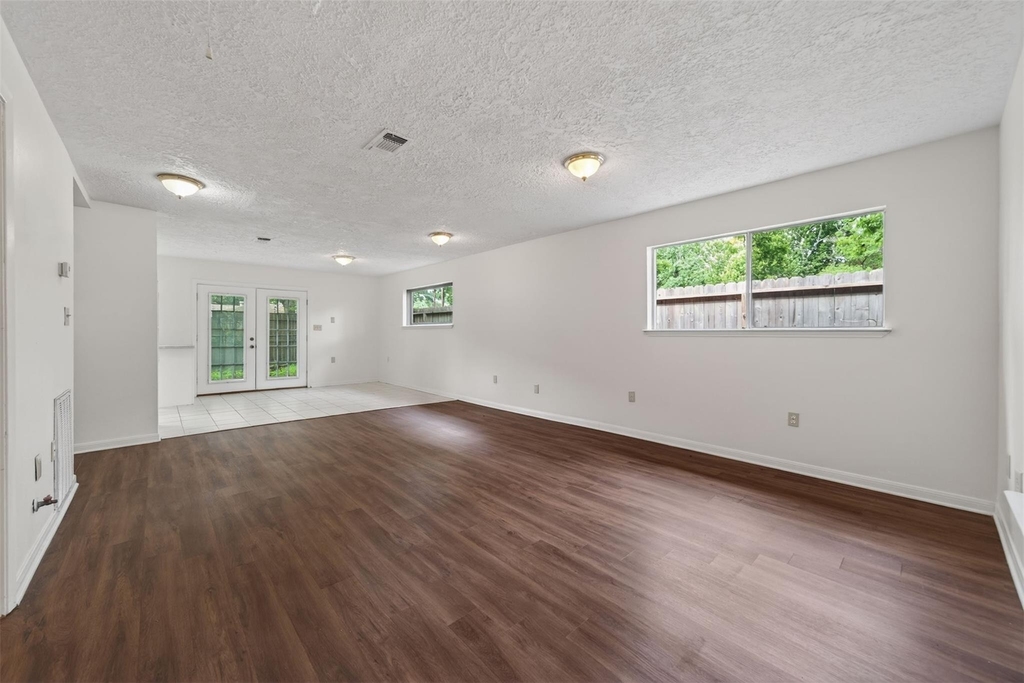 418 Texas Street - Photo 8