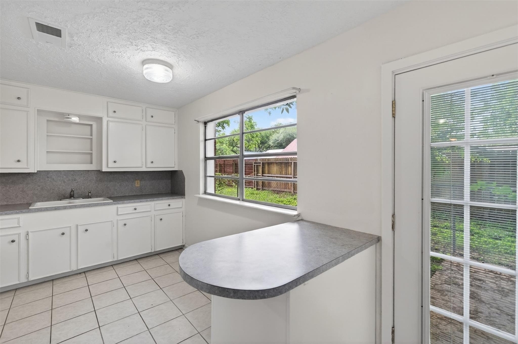 418 Texas Street - Photo 15