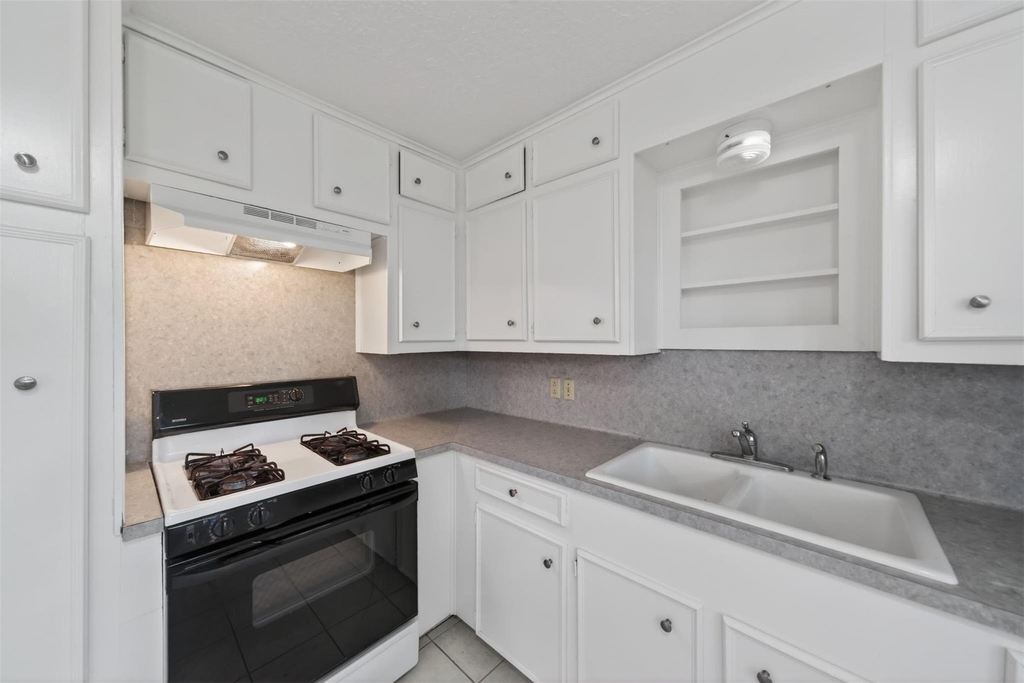 418 Texas Street - Photo 18