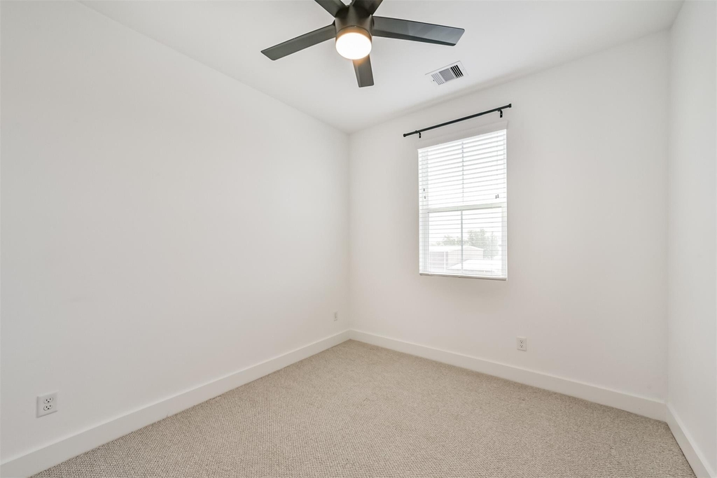 8321 Springwood Canyon Lane - Photo 33