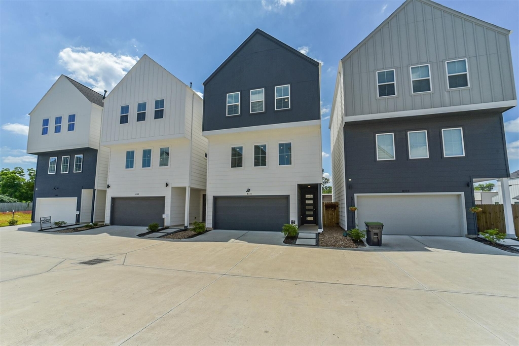 8321 Springwood Canyon Lane - Photo 1