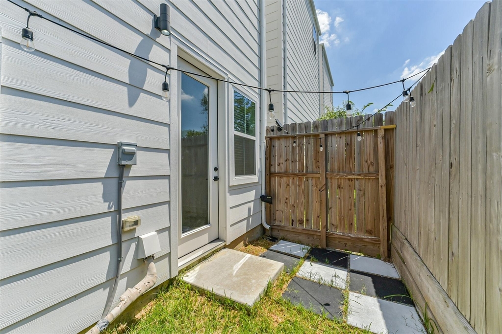 8321 Springwood Canyon Lane - Photo 11