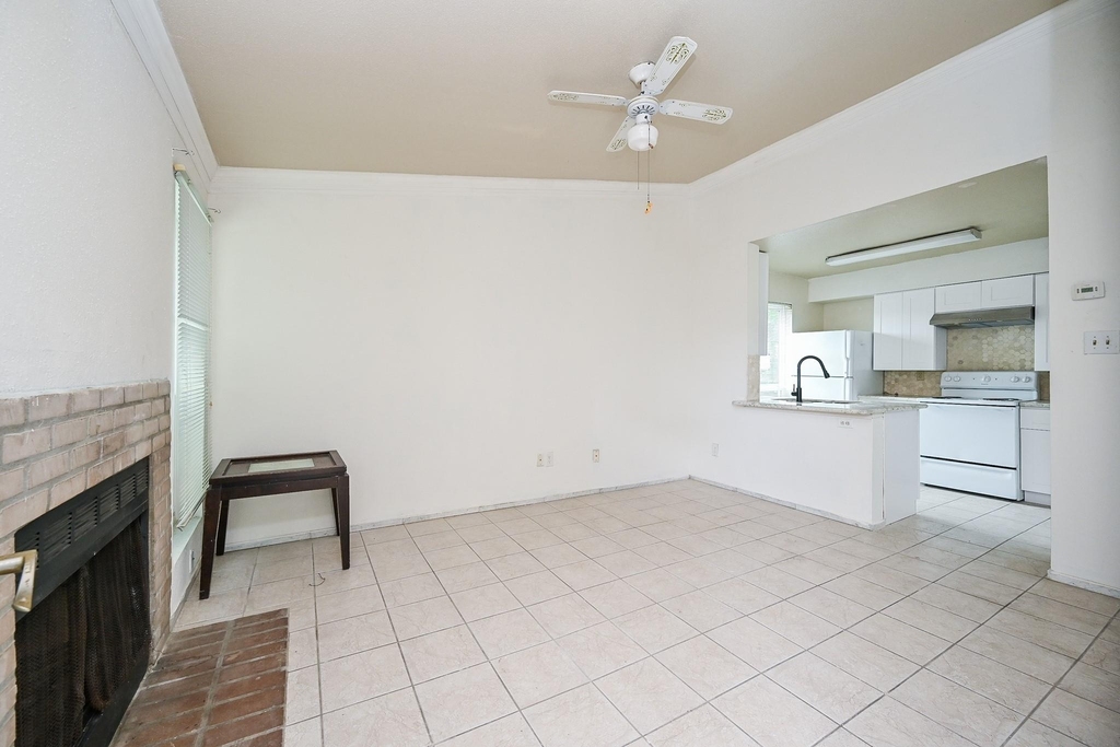 3900 Woodchase Drive - Photo 6