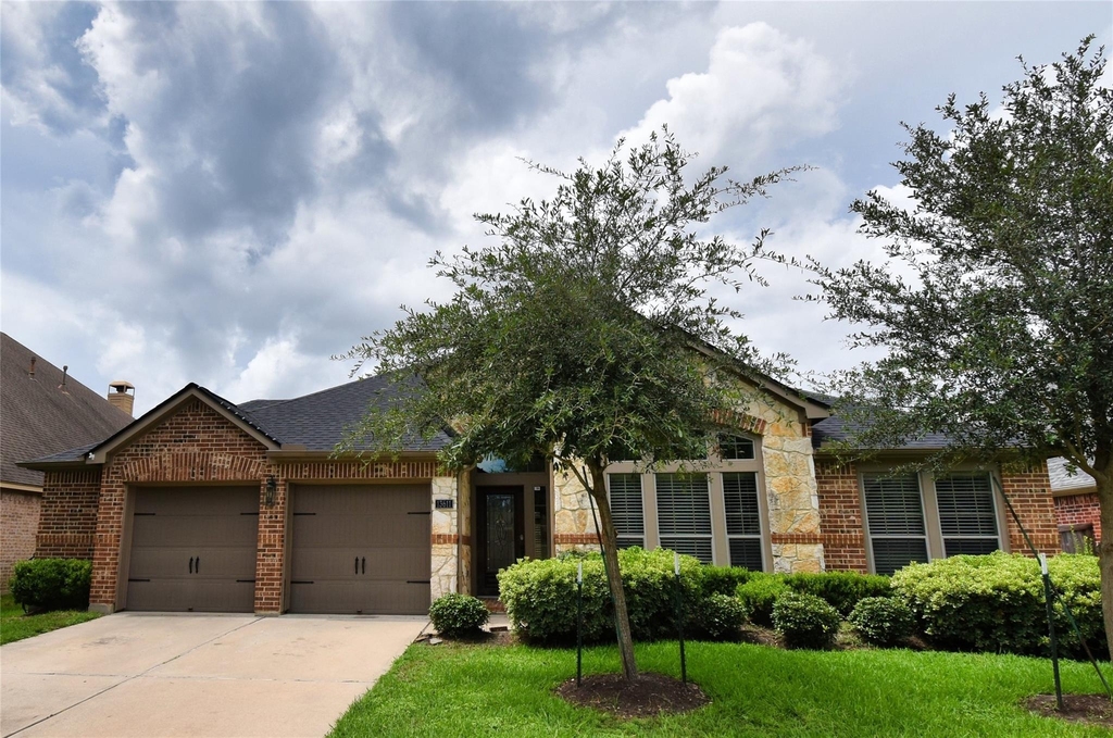 13611 Summer Cloud Lane - Photo 0